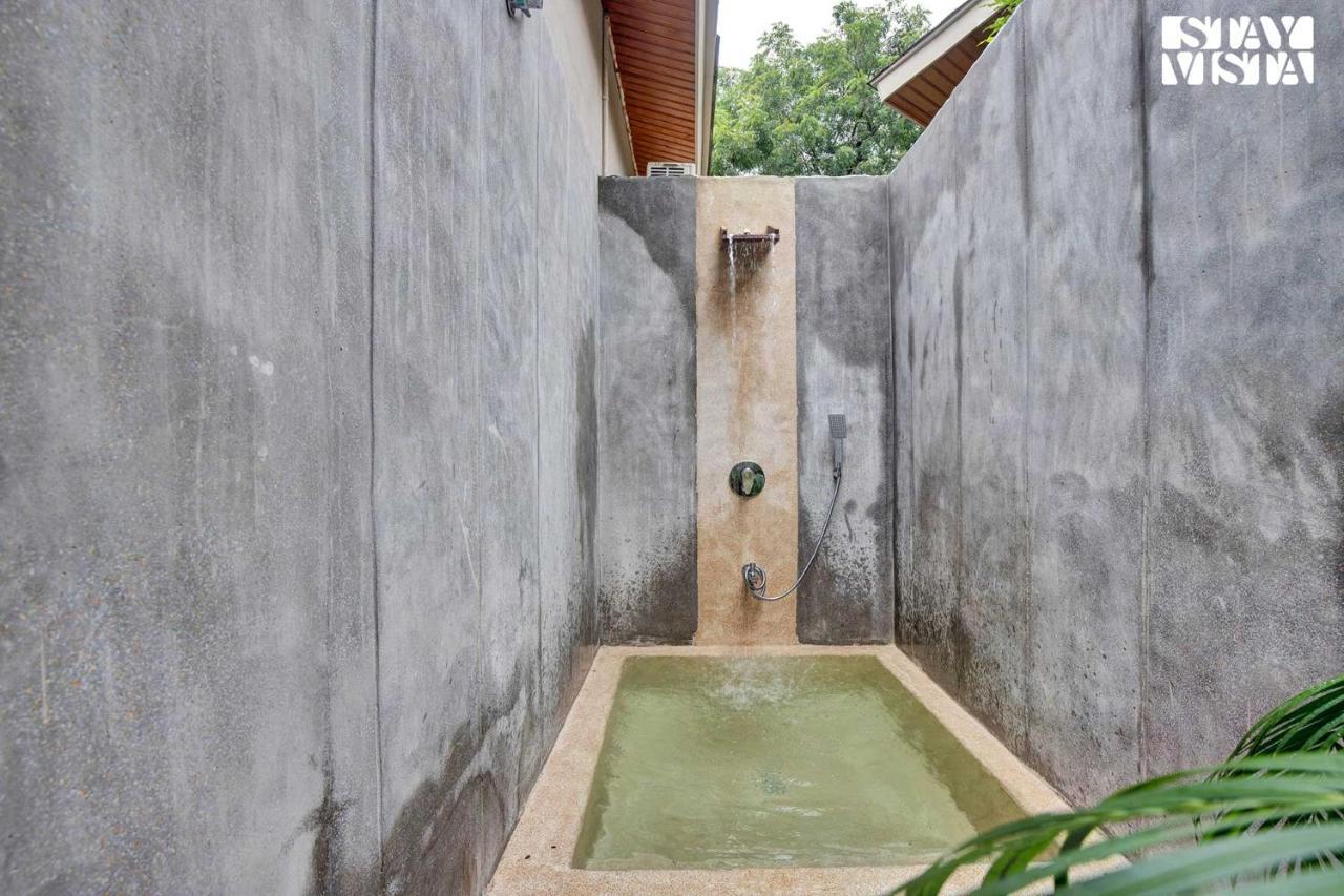 Stayvista'S The Earthen Boutique - City Escape With Spacious Pool, Terrace, Lawn & Indoor-Outdoor Games Udajpur Exteriér fotografie