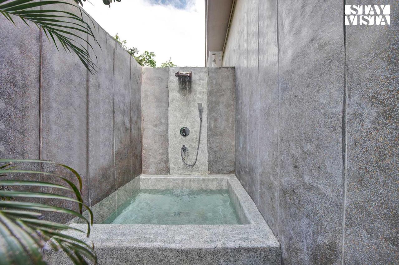 Stayvista'S The Earthen Boutique - City Escape With Spacious Pool, Terrace, Lawn & Indoor-Outdoor Games Udajpur Exteriér fotografie